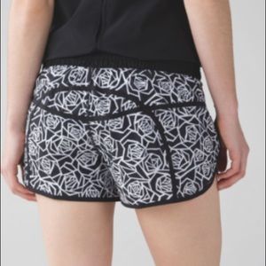 ♢LULULEMON SHORTS♢